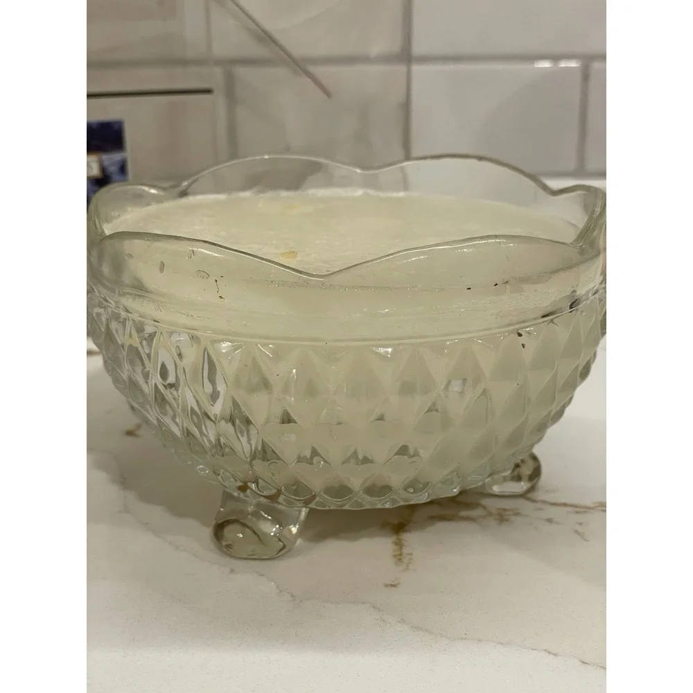 Yankee Candle Black Label‎ White Christmas Housewarmer Parlor Candle 12 oz Glass